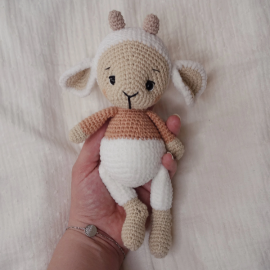 Pelote mon petit agneau : Patron Au Crochet PDF