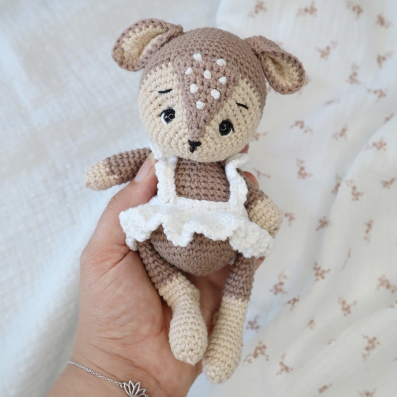 Ficelle ma petite biche : Patron Au Crochet PDF