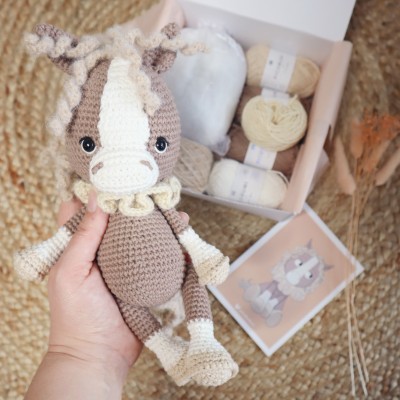 Kit Crochet Galopin, le cheval – Coffret Complet, Patron PDF