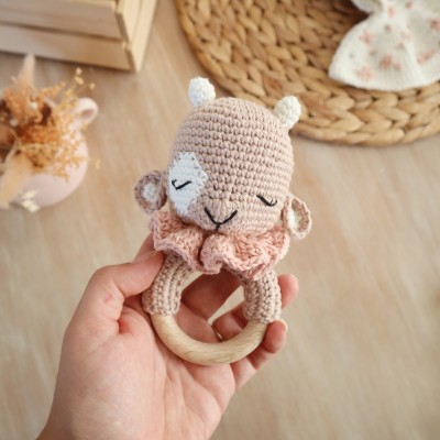 Hochet Scarlett jolie biquette : Patron Au Crochet PDF