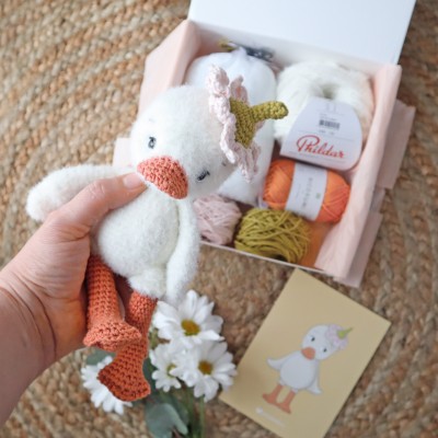 Kit Crochet Plume, mon petit caneton – Coffret Complet, Patron PDF