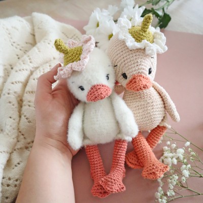 Plume, mon petit caneton : Patron Au Crochet PDF