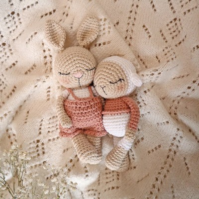 Les minis du bonheur : Coton le lapin & Pelote l'agneau : Patron Au Crochet PDF