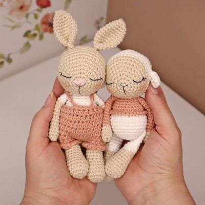 Les minis du bonheur : Coton le lapin & Pelote l'agneau : Patron Au Crochet PDF