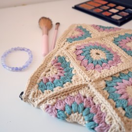 Patron "Trousse Granny Bloom"