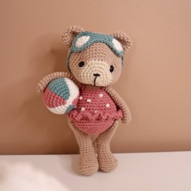 Margotte, ma petite oursonne : Patron Au Crochet PDF
