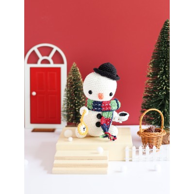 Livre "Poupées & amigurumis de Noël So British au crochet" Les éditions de saxe