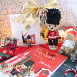 Kit Crochet Milord, ours garde royale – Coffret Complet, Patron PDF