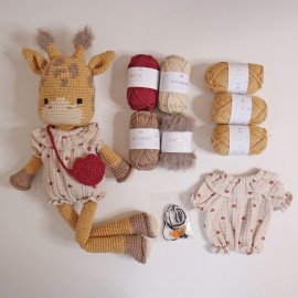 Kit Crochet Suzie, jolie girafe – Coffret Complet, Patron PDF