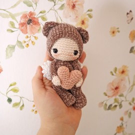 Câlinours, petit ours de la St Valentin : Patron Au Crochet PDF