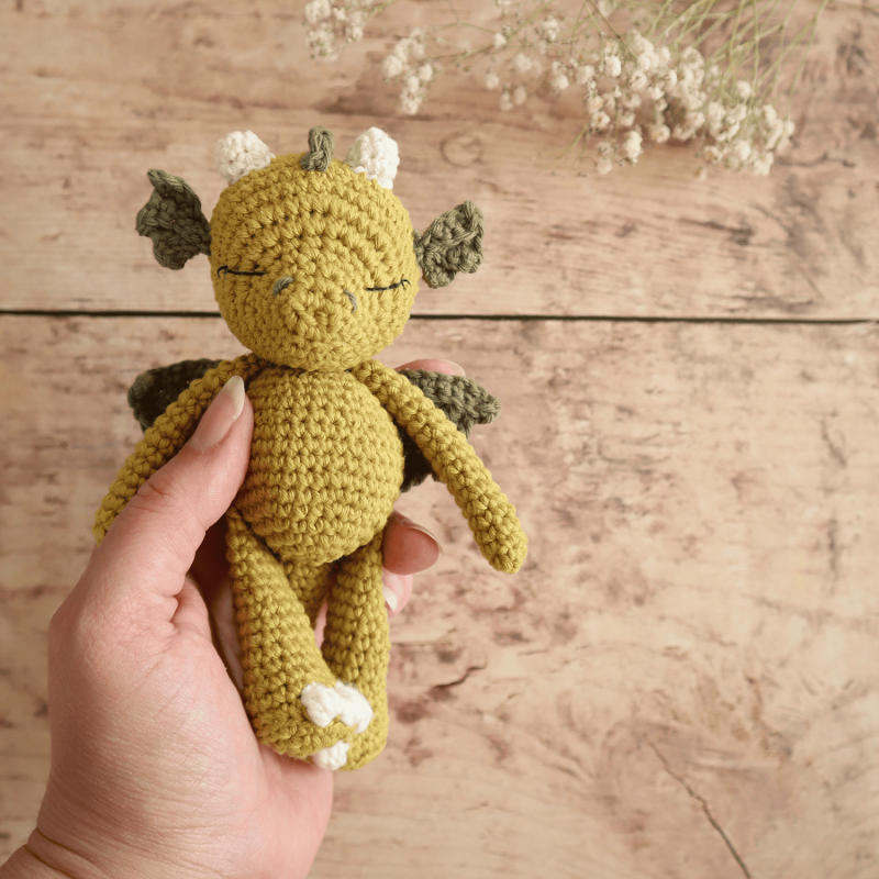 Les minis du bonheur - Mon mini dragon : Patron Au Crochet PDF