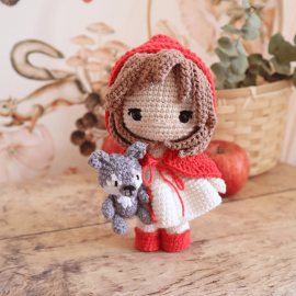 Patron "Le chaperon rouge et son doudou loup"