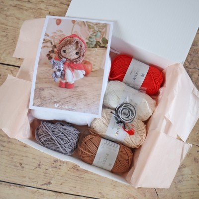 Kit Crochet Le petit chaperon rouge – Coffret Complet, Patron PDF