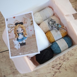 Kit Crochet Alice au pays des merveilles – Coffret Complet, Patron PDF