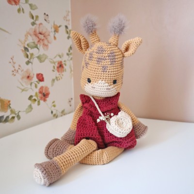 Suzie, jolie girafe : Patron Au Crochet PDF