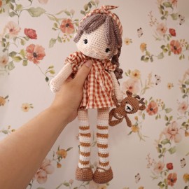 Kit Crochet Lison, jolie poupée et son doudou – Coffret Complet, Patron PDF