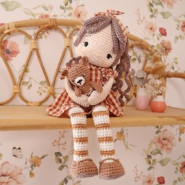 Kit Crochet Lison, jolie poupée et son doudou – Coffret Complet, Patron PDF
